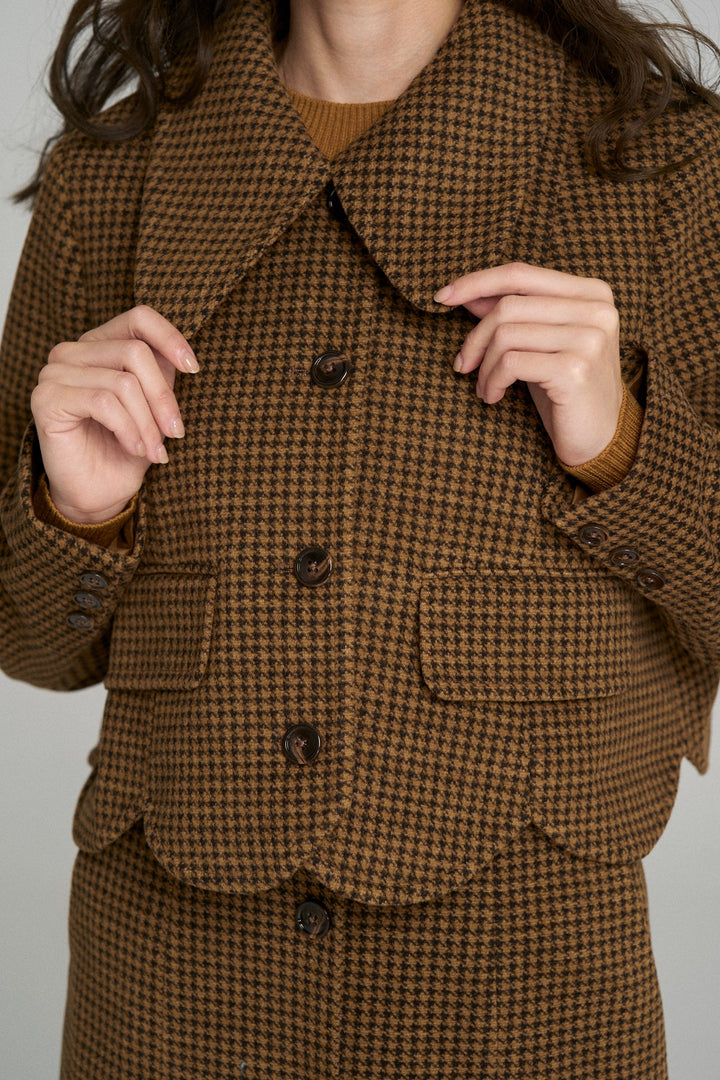 [Pinch your cheek] Big color scallop design jacket-Coffee