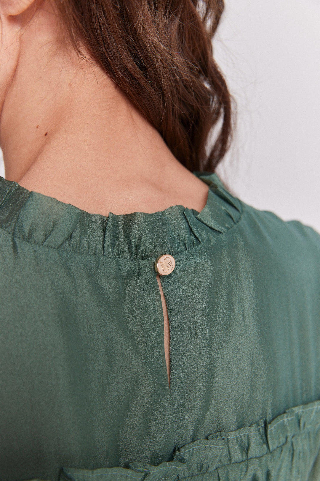《キラキラ輝く湖面に》ラッフルトリムドレス-Dark green