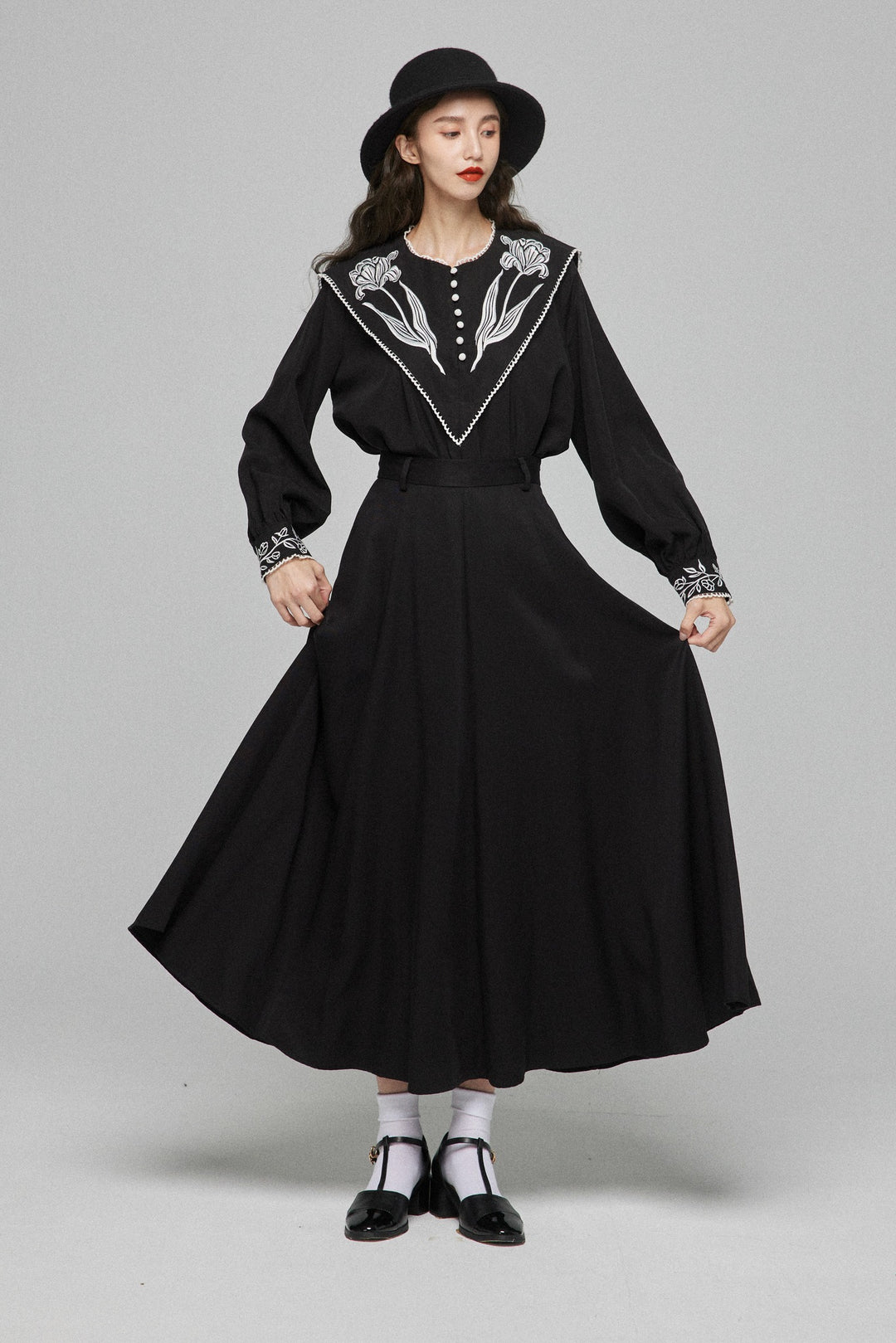 《つい一口食べちゃいました》ハイウエストサーキュラースカート-Black