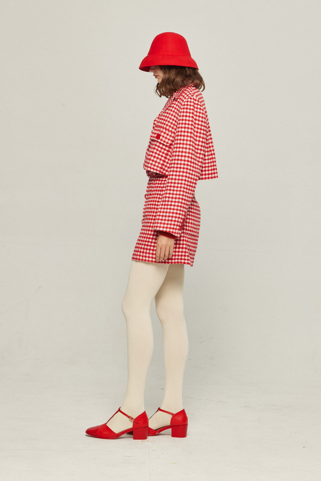 《ウィッグとサングラスをして》ギンガムチェックハイウエストスカート-Red