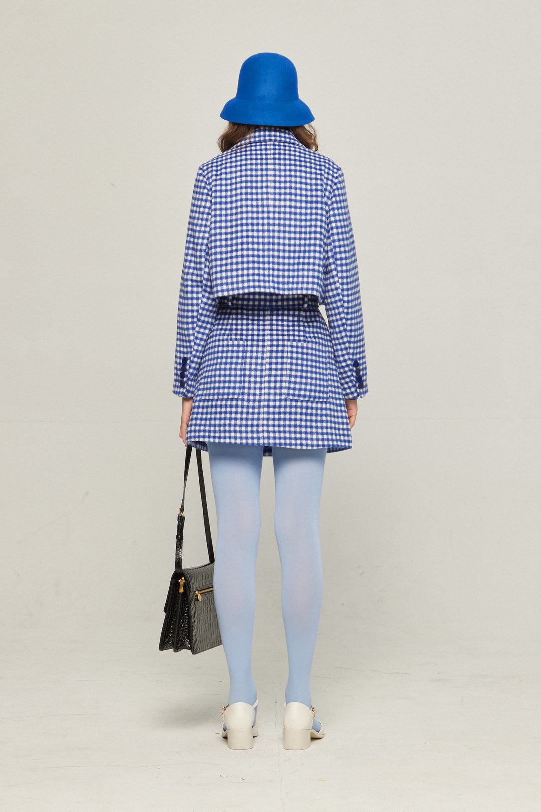 《ウィッグとサングラスをして》ギンガムチェックハイウエストスカート-Blue