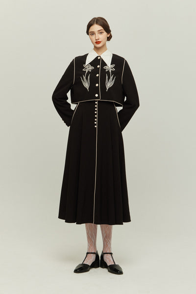 《櫛はいりません》フラワーエンブロイダリートップス-Black