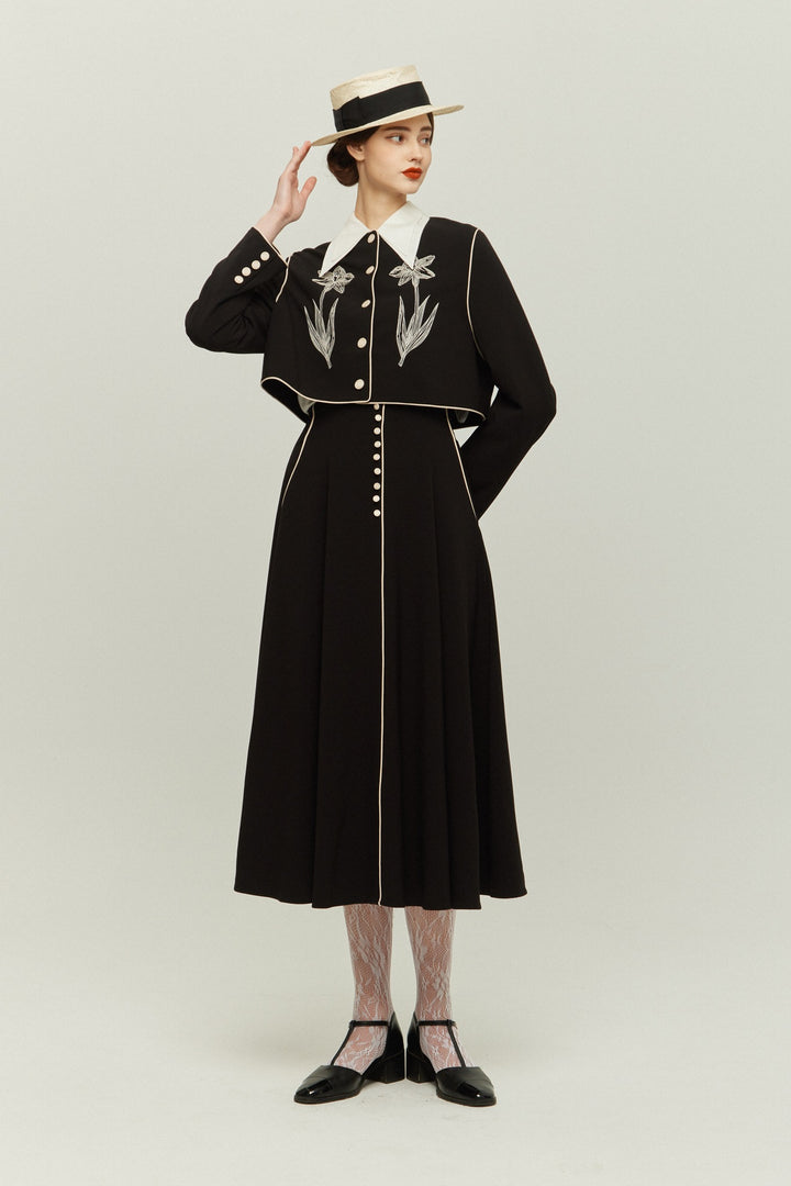 《櫛はいりません》フラワーエンブロイダリートップス-Black