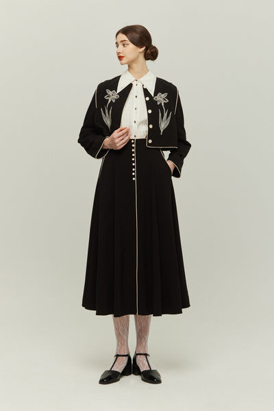 《櫛はいりません》フラワーエンブロイダリートップス-Black