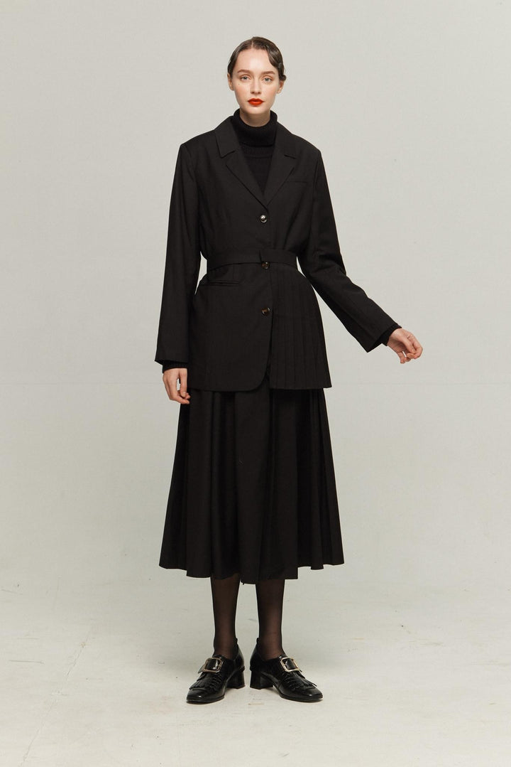 "I have to hang up" Removable pleated jacket (Copy)