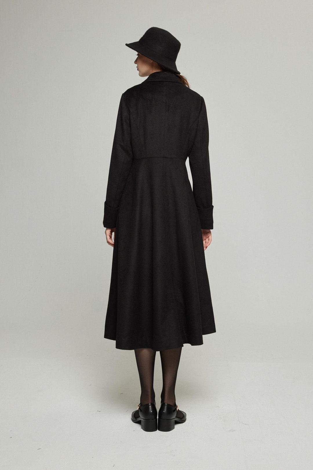 《サイコロに息を吹きかけて》ダブルブレストウールブレンドコート-Black