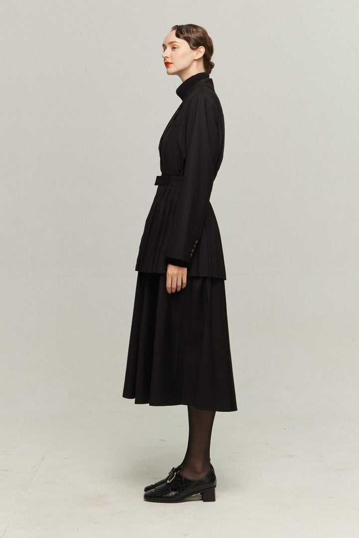 "I have to hang up" Removable pleated jacket (Copy)