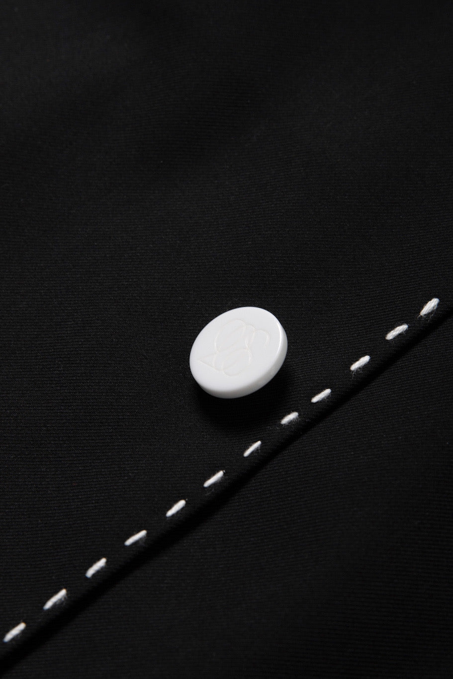 《ヘレンは甘い物を食べない》ハイウエストスカート-Black