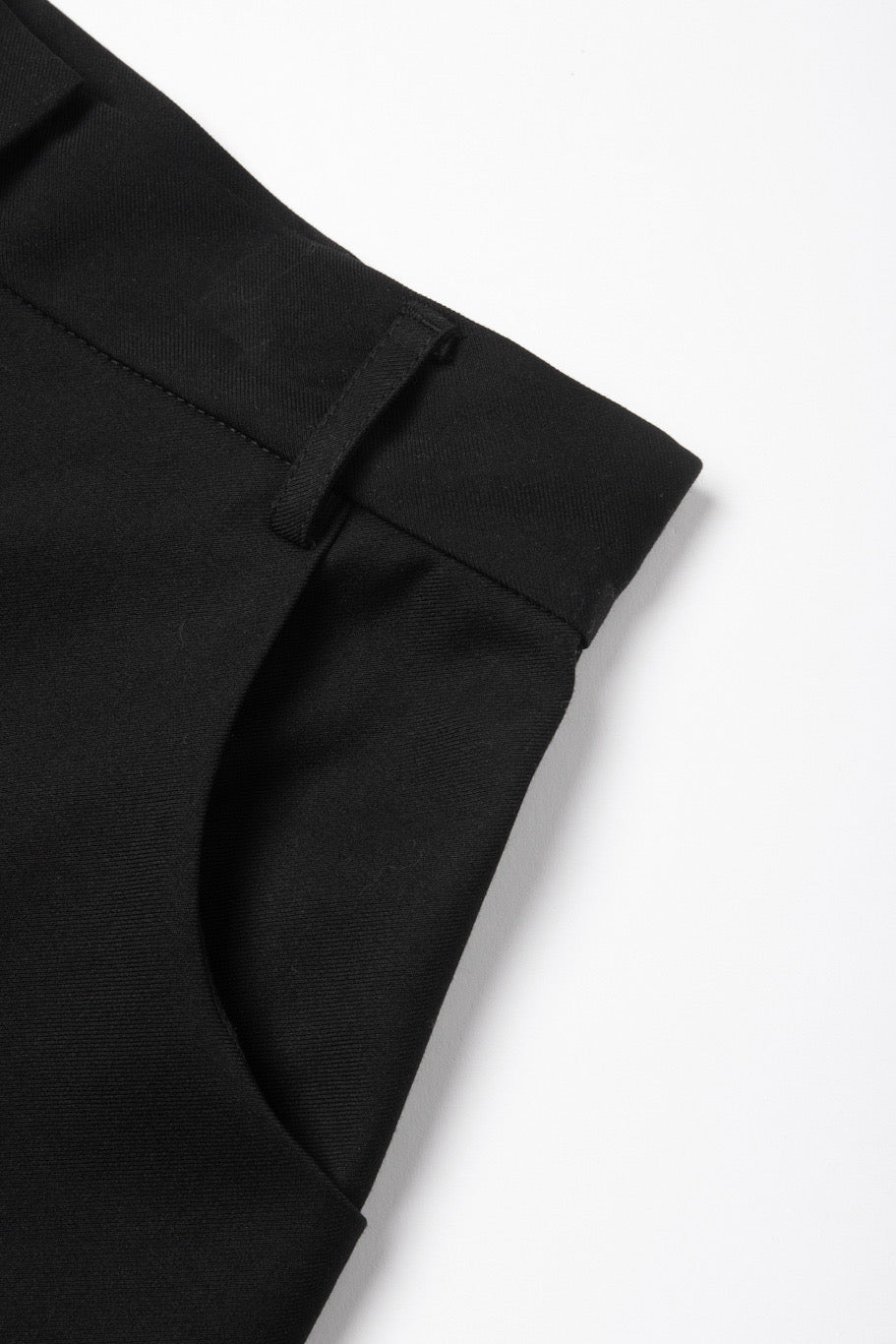 《羊皮紙に書いて》ハイウエストショートパンツ-Black