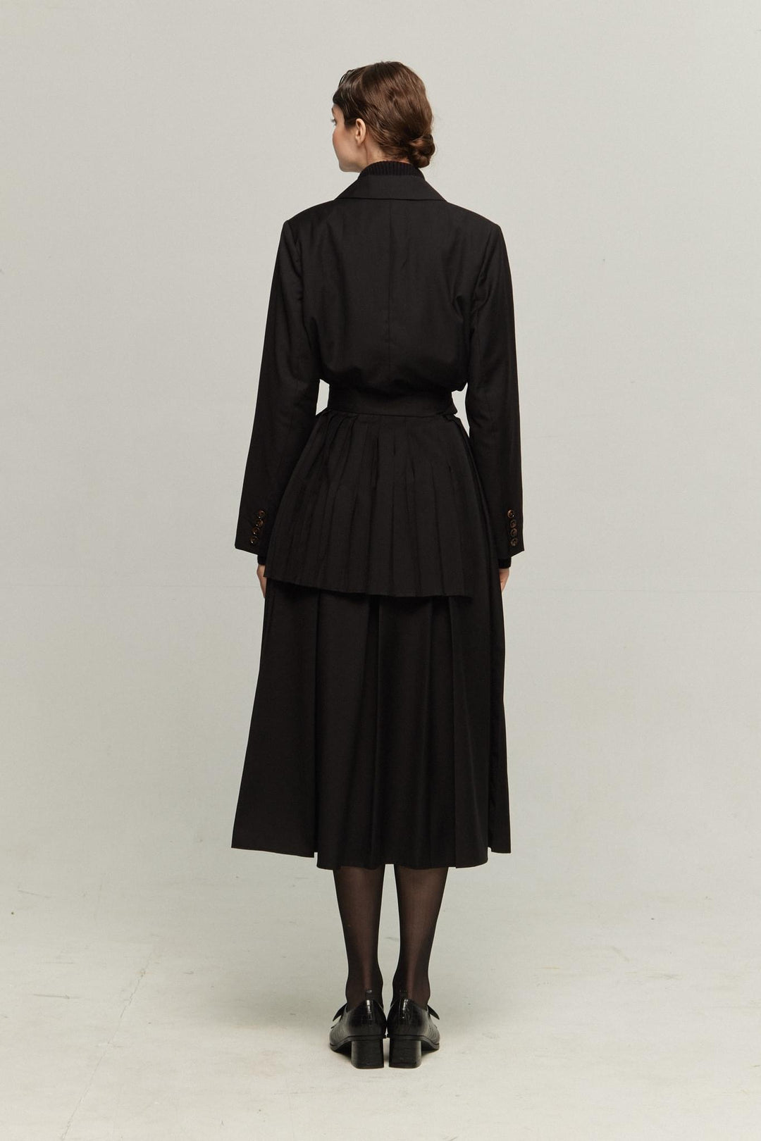 "I have to hang up" Removable pleated jacket (Copy)