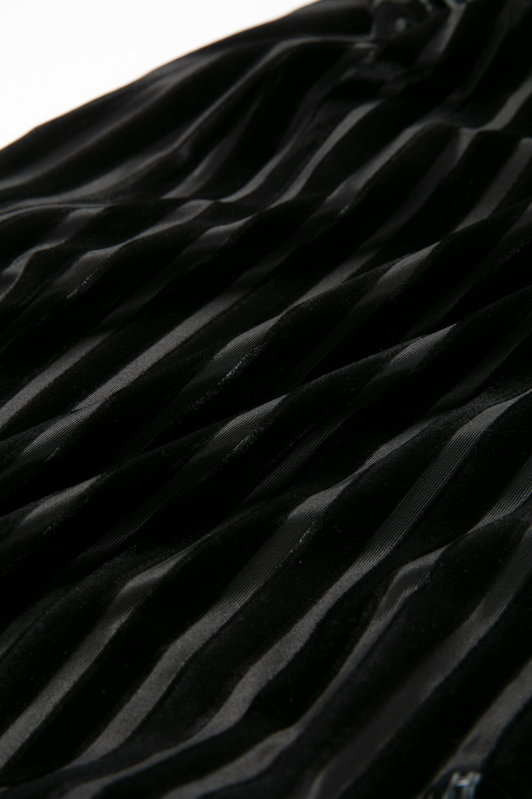 《上の階から物音がする》ベルベットストライプスカート-Black