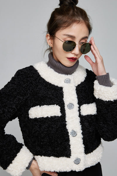 《私は今ラスベガスにいる》カーリーファージャケット-Black