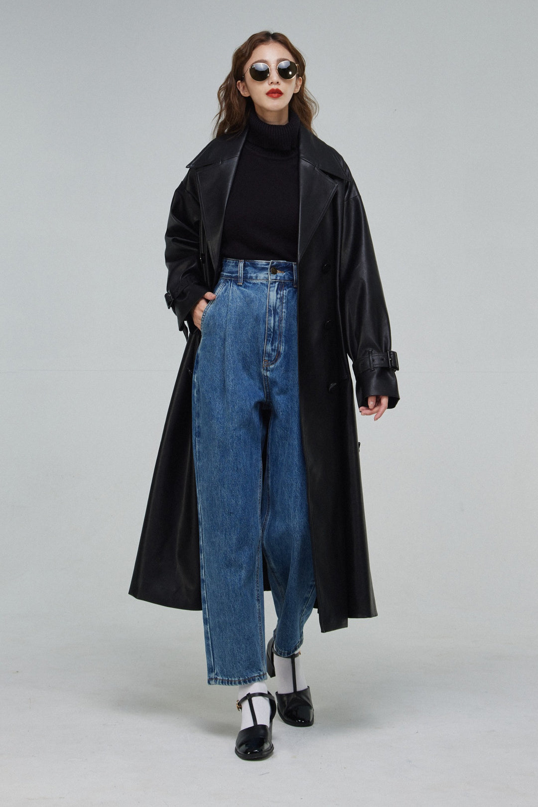 《黒幕の登場》ダブルブレストフェイクレザーコート-Black