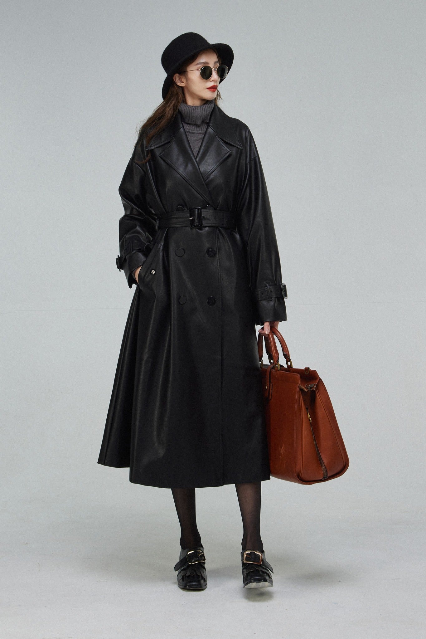 《黒幕の登場》ダブルブレストフェイクレザーコート-Black