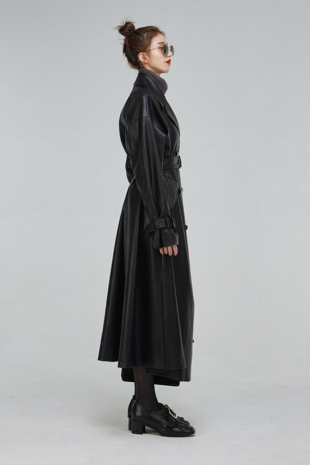《黒幕の登場》ダブルブレストフェイクレザーコート-Black
